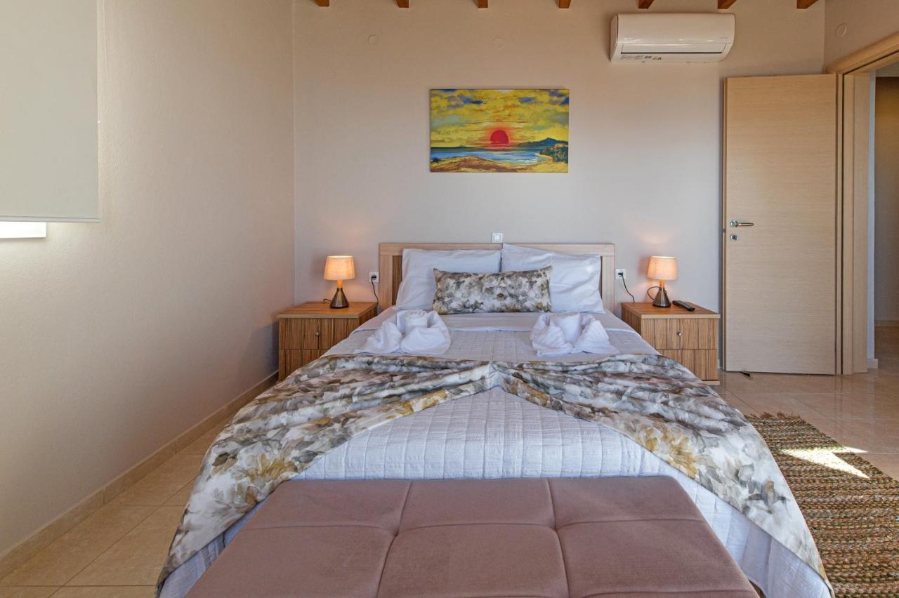 Tranquil Sea View Villa With Private Pool, Just 2Km From The Beach! Agia Galini Esterno foto